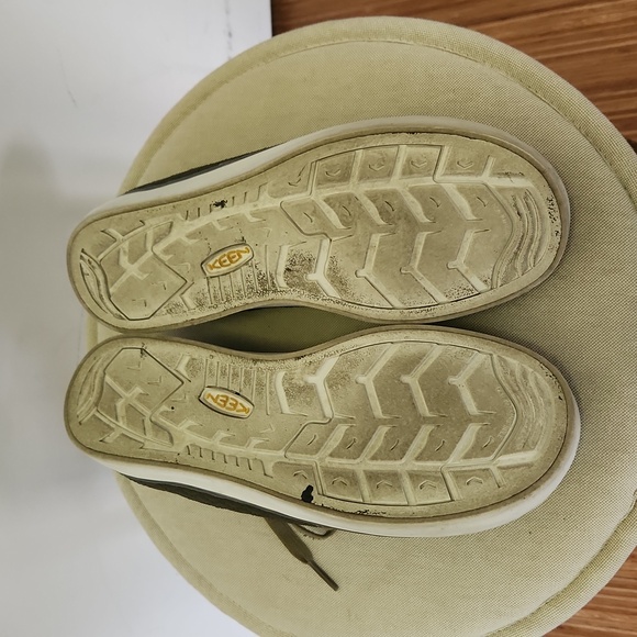 Women's, Olive/Khaki Green Quilted Keen Sneakers - Picture 12 of 12